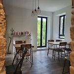 A Bella Scusa 3*