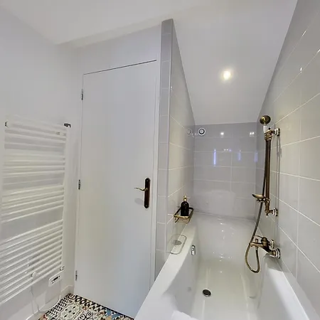 A Bella Scusa 3* Bastelica