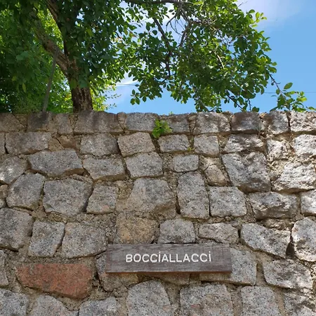 A Bella Scusa Bed & Breakfast